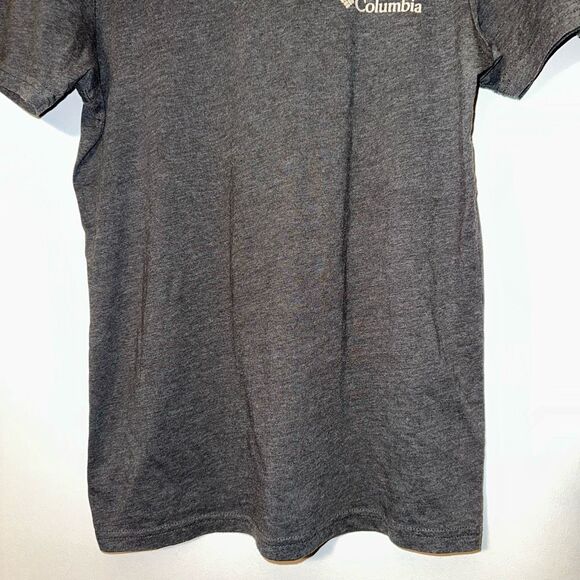 Columbia Men’s Charcoal Gray Graphic Short Sleeve Tee Small EUC - Picture 3 of 10